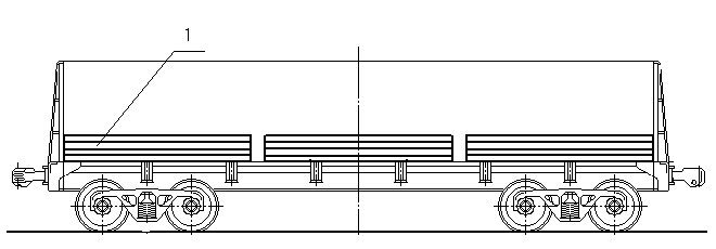 размещают вдоль полувагона тремя штабелями 