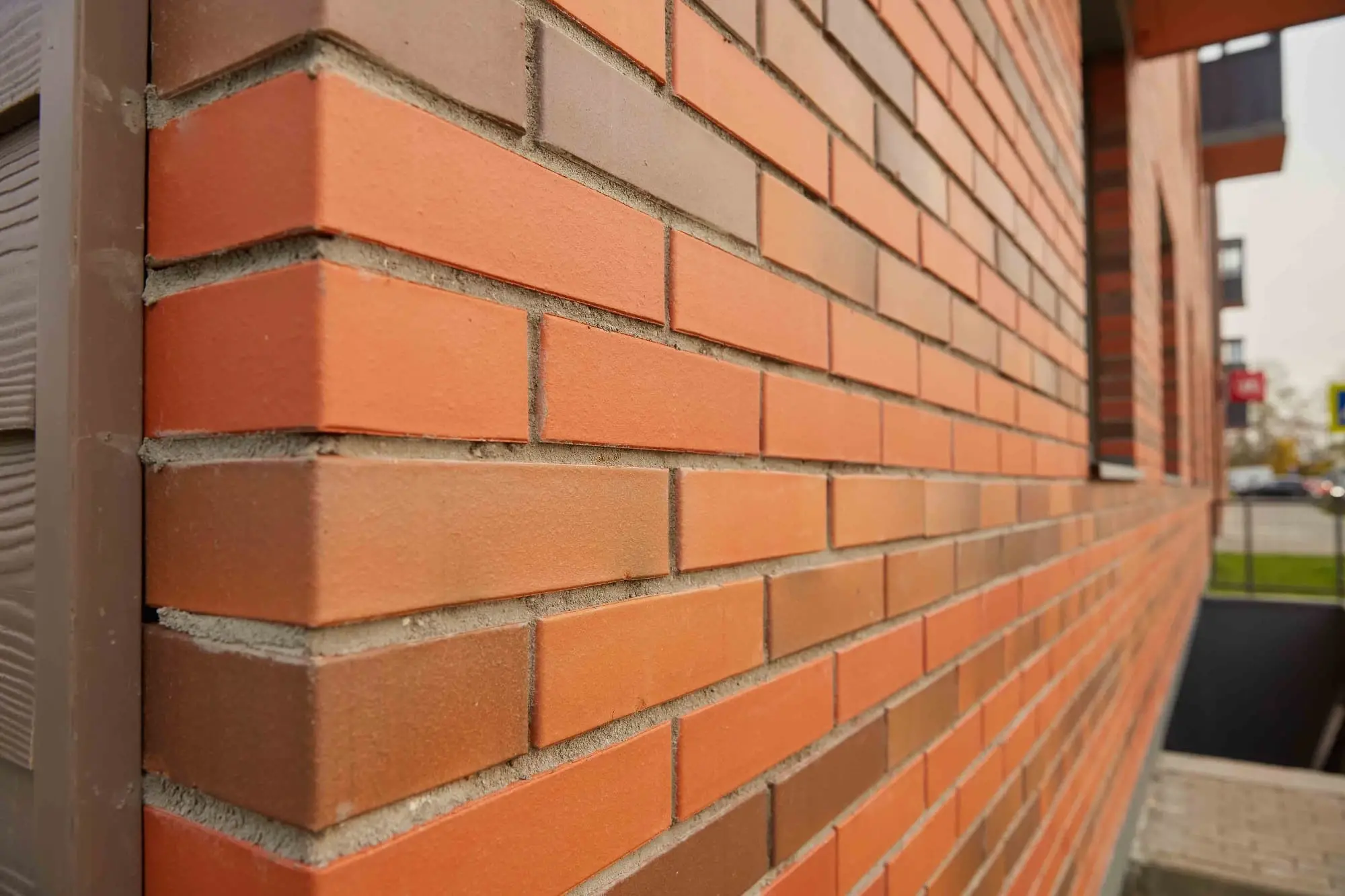 Купить кирпич облицовочный в Иркутске у компании Финестра