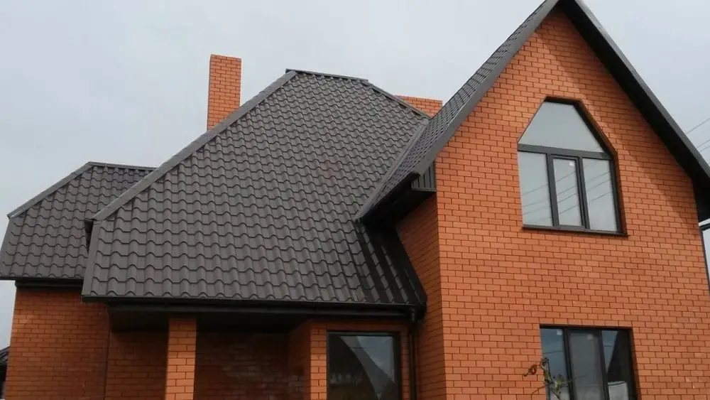 Металлочерепица Андалузия - изящная крыша от 958 рублей