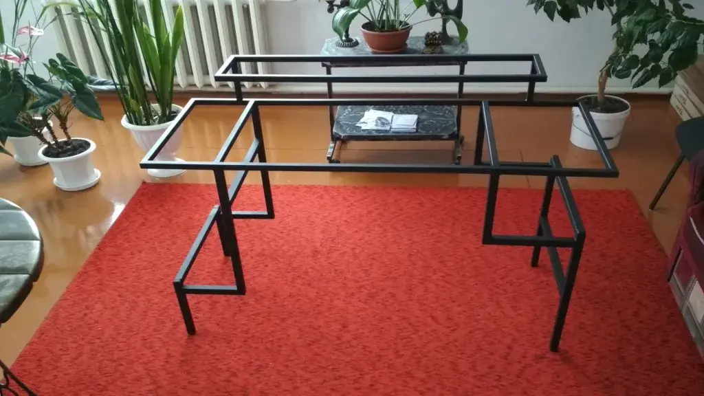 Труба профильная 50x50x3 мм по цене 273 рубля за 1 метр