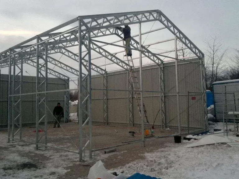 Труба профильная 80x60x4 мм по цене 525 рублей за 1 метр